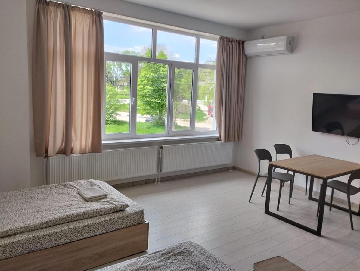 Park-Hotel Cahul Eksteriør billede